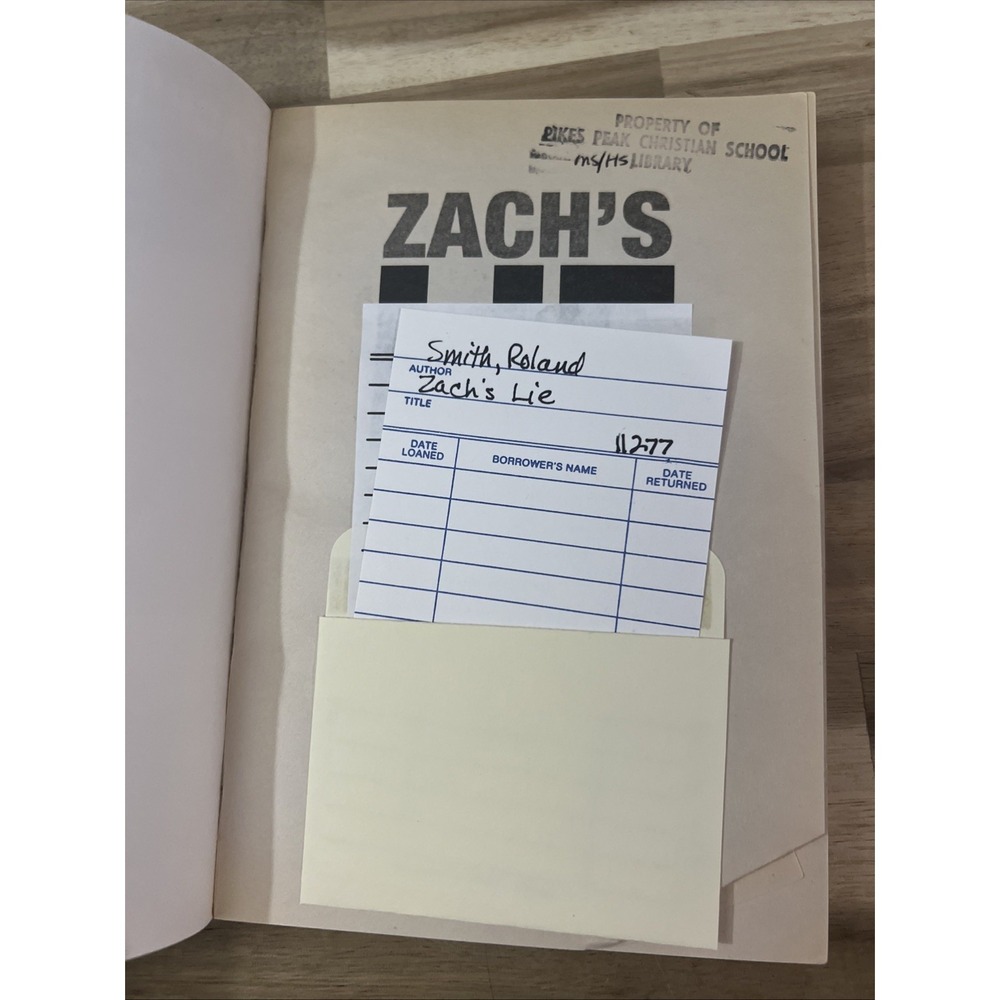 Roland Smith Zach's Lie Young Adult Paperback Blue Thriller Scholastic - Picture 5 of 6